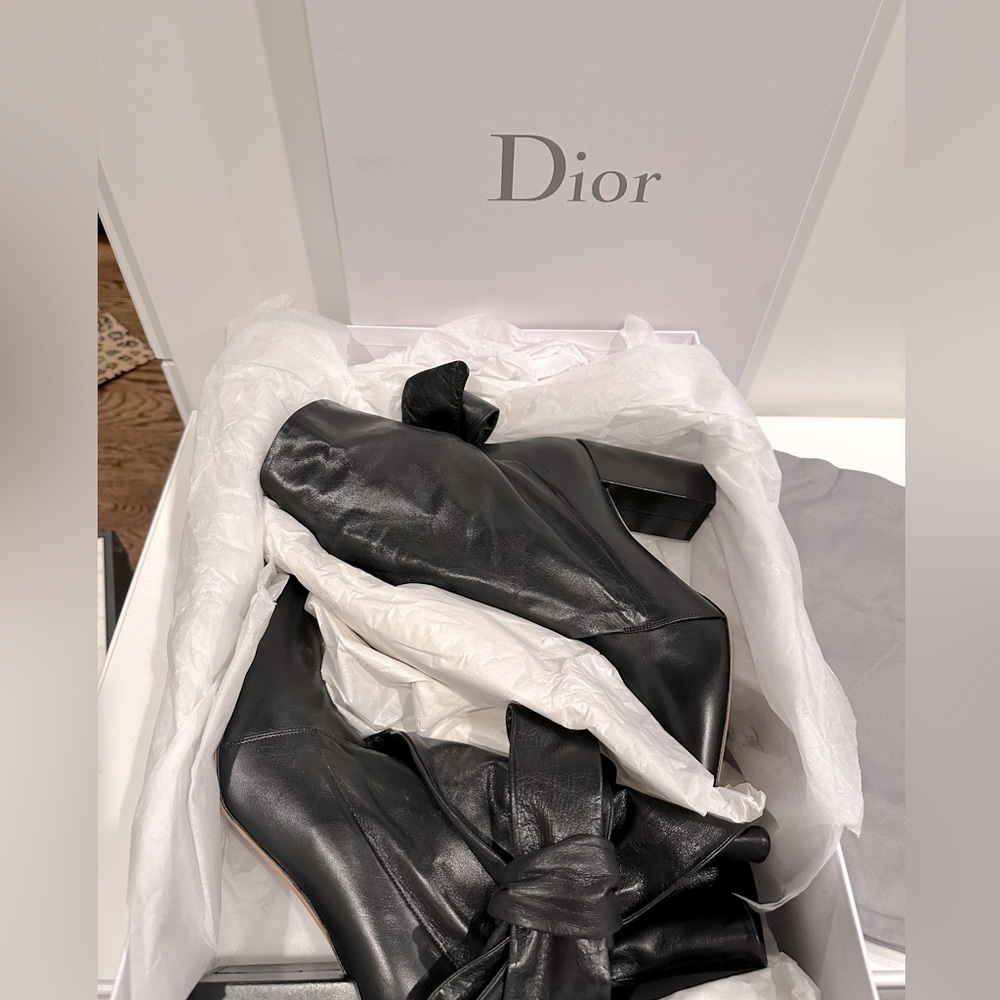 DIOR HUGGY LAMBSKIN BLACK BOOTS Size 39.5 Good Condition - Picture 6 of 7